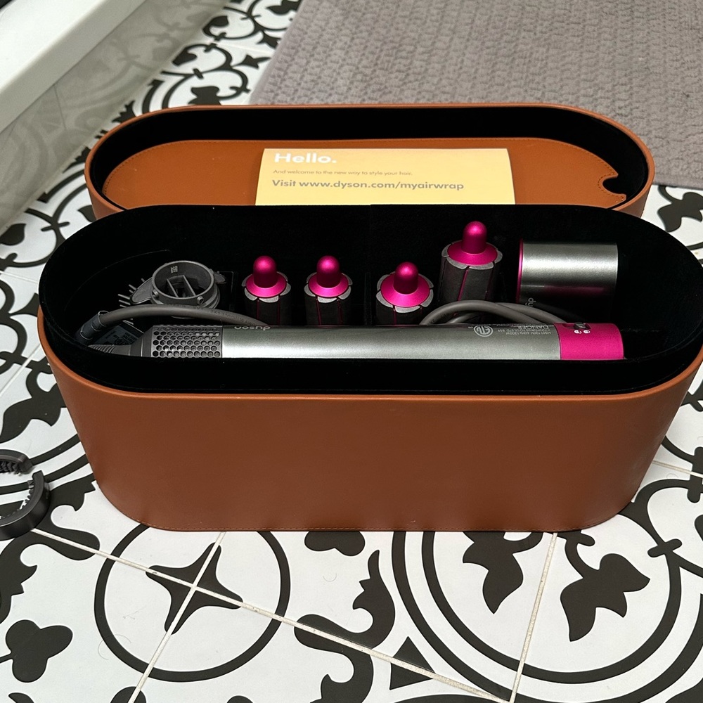 Dyson Air Wrap